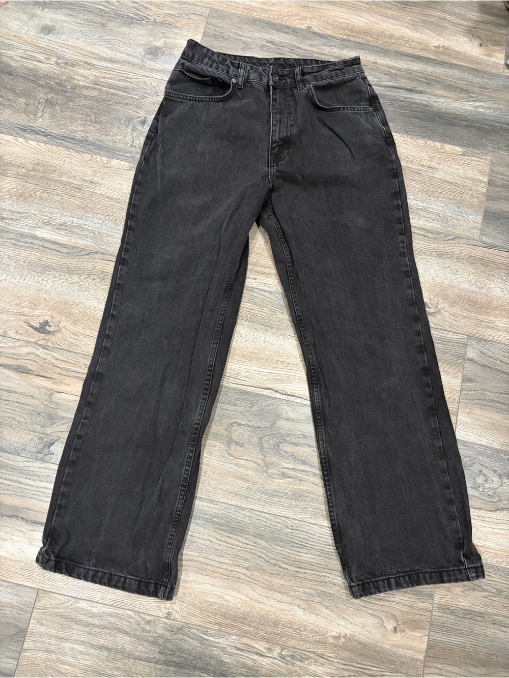 Relaxed Fit Men's Black Denim Jeans